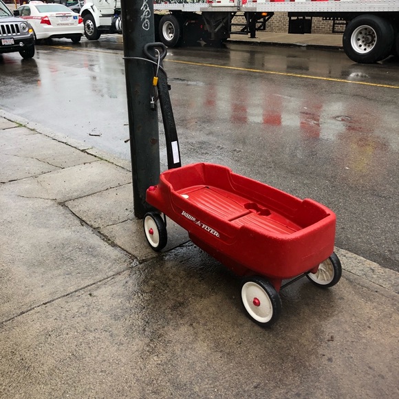 Meet the Posher Other - Meet your Posher, Julie